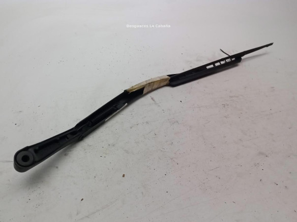 BRAZO LIMPIAPARABRISAS DEL IZQ ALFA ROMEO GT (937_)|Desguaces La Cabaña