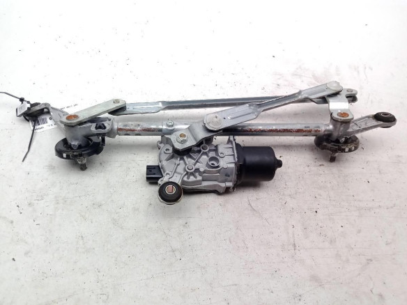 MOTOR LIMPIAPARABRISAS DEL NISSAN LEAF (ZE0)|Desguaces La Cabaña