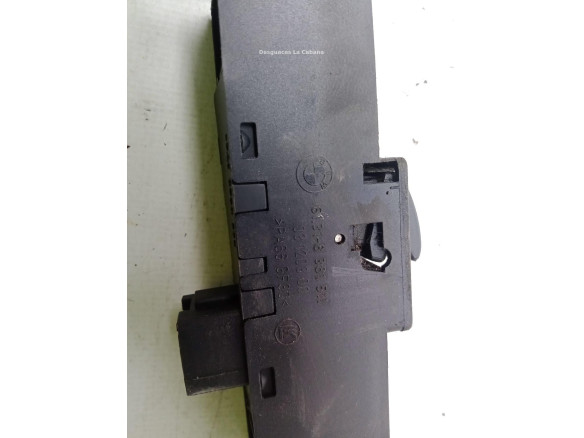 61318381511 MANDO ELEVALUNAS PUERTA LAT DEL IZQ BMW 3 (E46)|Desguaces La Cabaña