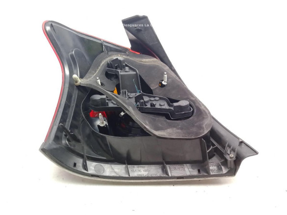 PILOTO TRA DER TOYOTA AVENSIS (_T25_)|Desguaces La Cabaña