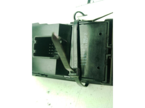 13305978 MANDO ELEVALUNAS PUERTA LAT DEL IZQ OPEL ASTRA J (P10)|Desguaces La Cabaña