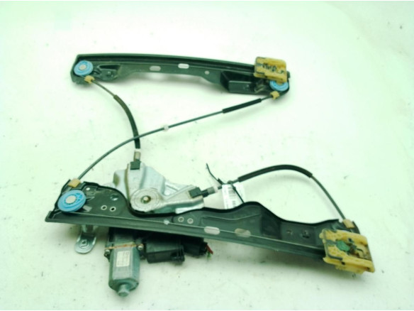 13350758 ELEVALUNAS PUERTA LAT DEL IZQ OPEL ASTRA J (P10)|Desguaces La Cabaña