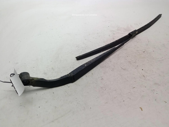 BRAZO LIMPIAPARABRISAS DEL IZQ NISSAN LEAF (ZE0)|Desguaces La Cabaña
