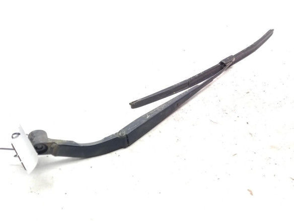 BRAZO LIMPIAPARABRISAS DEL IZQ NISSAN LEAF (ZE0)|Desguaces La Cabaña
