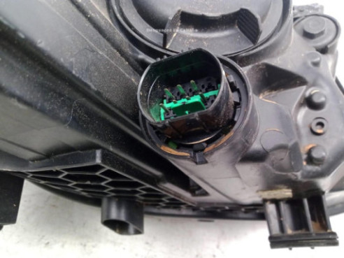 92101G4020 FARO IZQUIERDO HYUNDAI i30 FASTBACK (PDE)|Desguaces La Cabaña