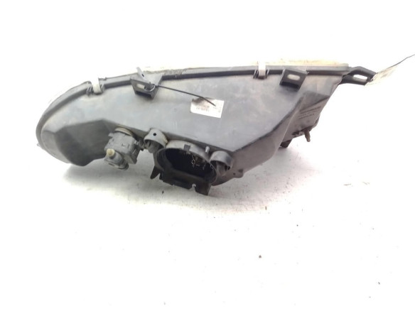 38210748 FARO IZQUIERDO RENAULT MASTER II Furgón (FD)|Desguaces La Cabaña