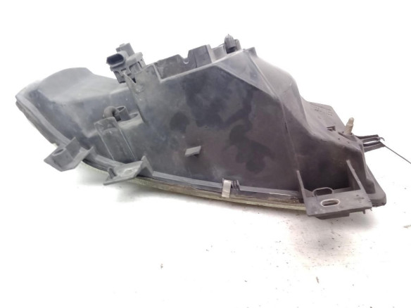 38210748 FARO IZQUIERDO RENAULT MASTER II Furgón (FD)|Desguaces La Cabaña