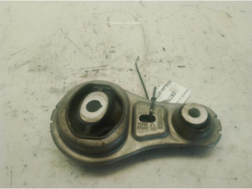 93866731 SOPORTE CAJA CAMBIOS RENAULT TRAFIC III Furgón (FG_)|Desguaces La Cabaña