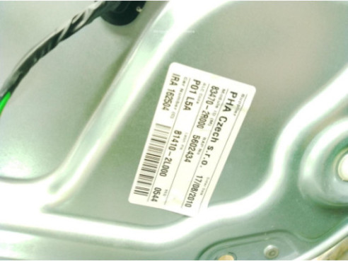 834712R000 ELEVALUNAS PUERTA LAT TRA IZQ HYUNDAI i30 (FD)|Desguaces La Cabaña