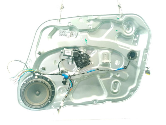 824812R000 ELEVALUNAS PUERTA LAT DEL DER HYUNDAI i30 (FD)|Desguaces La Cabaña