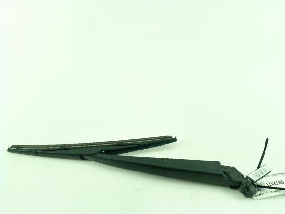 988112L000 BRAZO LIMPIAPARABRISAS TRA PORTÓN HYUNDAI i30 (FD)|Desguaces La Cabaña