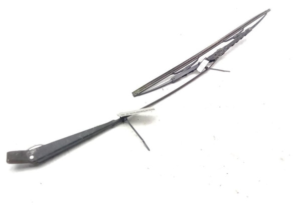 BRAZO LIMPIAPARABRISAS DEL IZQ MERCEDES BENZ T1 Autobús (602)|Desguaces La Cabaña