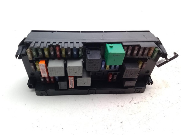 A2129007104, CAJA FUSIBLES INTERIOR (BSI) MERCEDES BENZ CLASE E (W212)|Desguaces La Cabaña