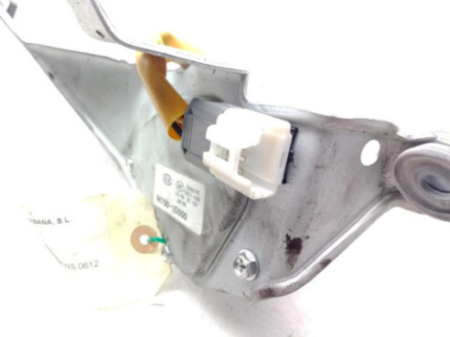 987001D000 MOTOR LIMPIAPARABRISAS TRA KIA CARENS III Limusina (UN)|Desguaces La Cabaña