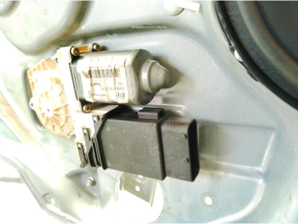 1M0837462A ELEVALUNAS PUERTA LAT DEL DER SEAT LEON (1M1)|Desguaces La Cabaña