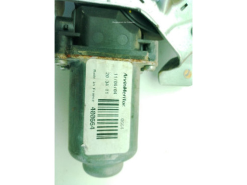 8200157006 ELEVALUNAS PUERTA LAT DEL DER RENAULT KANGOO (KC0/1_)|Desguaces La Cabaña