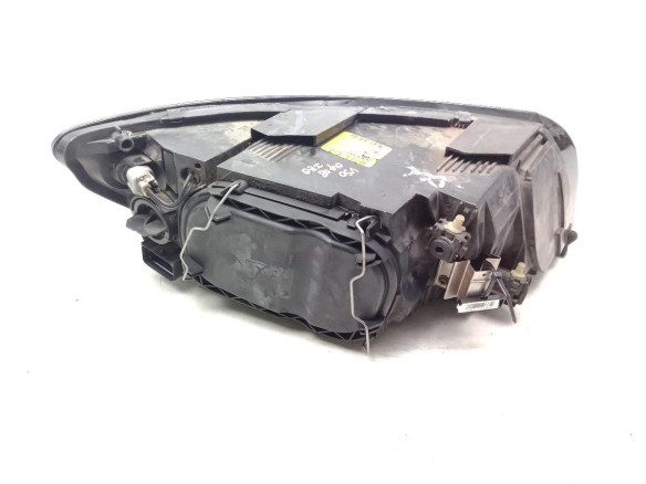 0301198203 FARO IZQUIERDO VOLVO V50 (545)|Desguaces La Cabaña