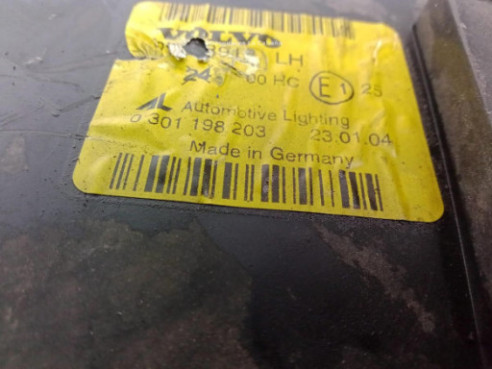 0301198203 FARO IZQUIERDO VOLVO V50 (545)|Desguaces La Cabaña