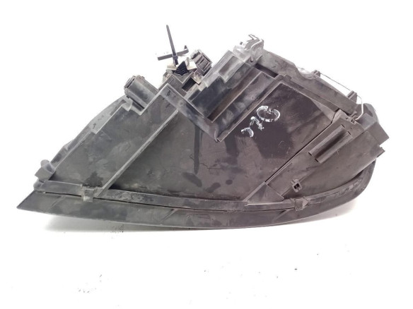 30678913RH FARO DERECHO VOLVO V50 (545)|Desguaces La Cabaña