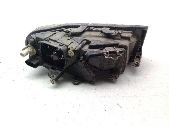 FARO IZQUIERDO SKODA SUPERB I (3U4)|Desguaces La Cabaña