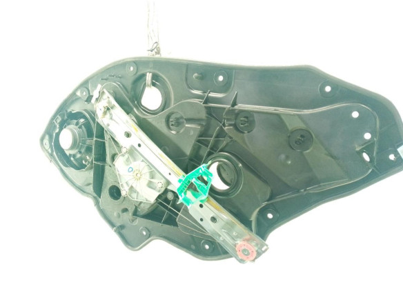0000071754421 ELEVALUNAS PUERTA LAT TRA DER ALFA ROMEO GIULIETTA (940_)|Desguaces La Cabaña