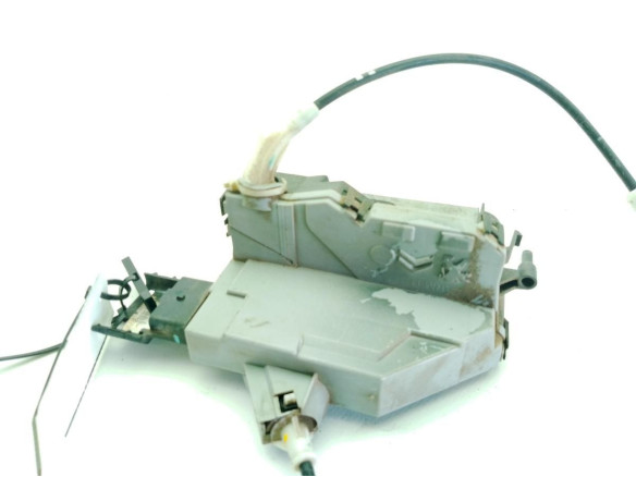 9800624180 CERRADURA PUERTA LAT TRA DER PEUGEOT 5008|Desguaces La Cabaña