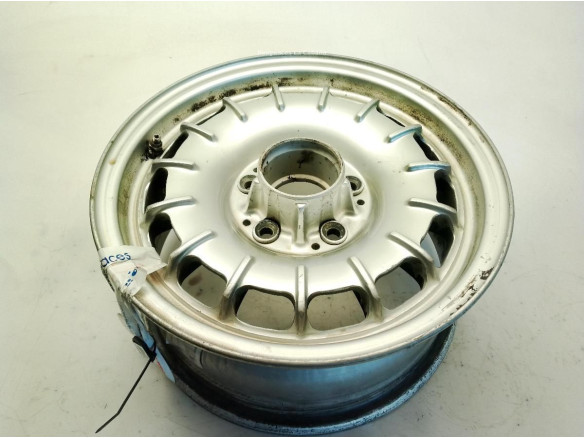 1084000902, LLANTA ALUMINIO MERCEDES BENZ /8 (W115)|Desguaces La Cabaña