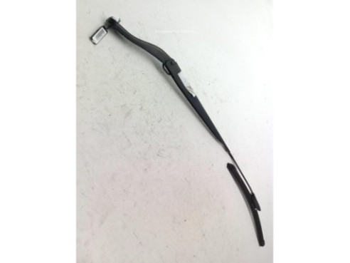 288860005R BRAZO LIMPIAPARABRISAS DEL DER RENAULT MEGANE III Fastback (BZ0_)|Desguaces La Cabaña