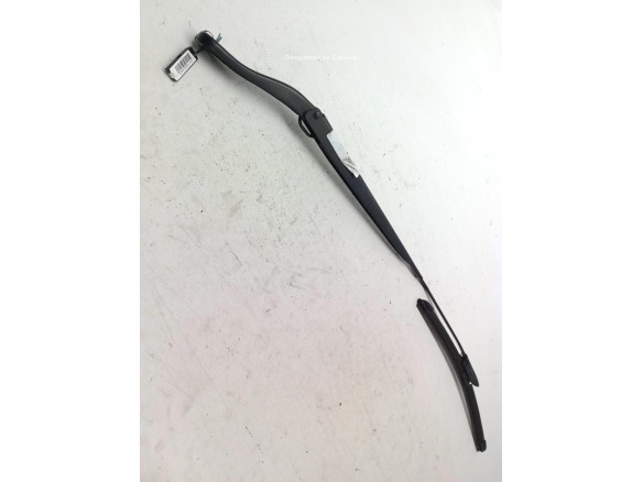 288860005R BRAZO LIMPIAPARABRISAS DEL DER RENAULT MEGANE III Fastback (BZ0_)|Desguaces La Cabaña
