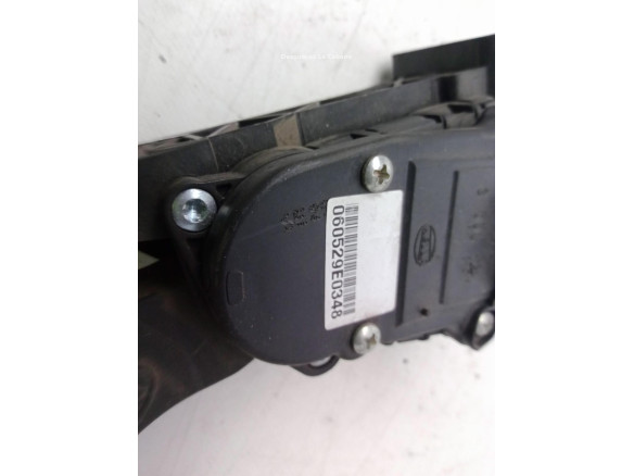 327004DXXX POTENCIOMETRO ACELERADOR KIA CARNIVAL / GRAND CARNIVAL III (VQ)|Desguaces La Cabaña