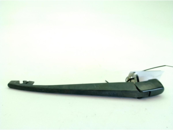 BRAZO LIMPIAPARABRISAS TRA PORTÓN SUBARU IMPREZA Fastback (GR, GH, G3)|Desguaces La Cabaña
