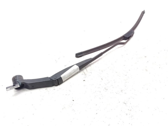 BRAZO LIMPIAPARABRISAS DEL IZQ HYUNDAI i20 (PB, PBT)|Desguaces La Cabaña
