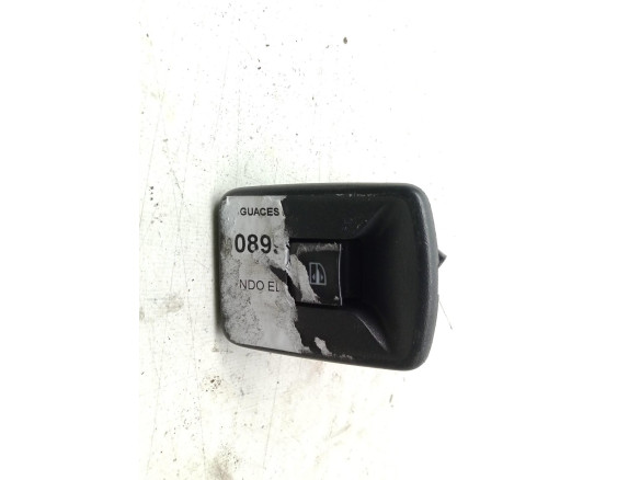 MANDO ELEVALUNAS PUERTA LAT DEL DER DACIA LODGY|Desguaces La Cabaña