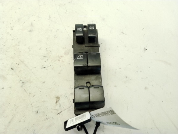 MANDO ELEVALUNAS PUERTA LAT DEL IZQ SUBARU IMPREZA Fastback (GR, GH, G3)|Desguaces La Cabaña