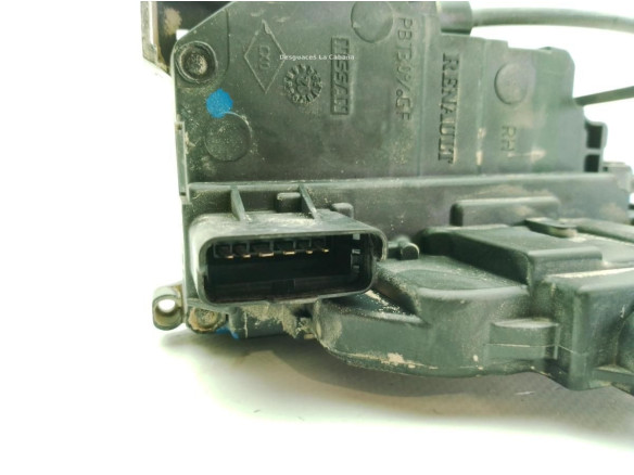 A4157300135 CERRADURA PUERTA LAT TRA DER MERCEDES BENZ CITAN Combi (415)|Desguaces La Cabaña