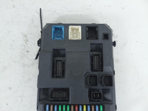 CAJA FUSIBLES INTERIOR (BSI)|Desguaces La Cabaña 2