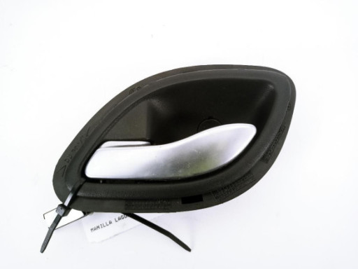 826132S000LH2 MANILLA PUERTA LAT TRA IZQ INT HYUNDAI ix35 (LM, EL, ELH)|Desguaces La Cabaña