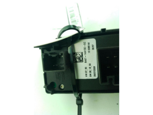 8A6T14A132EC MANDO ELEVALUNAS PUERTA LAT DEL IZQ FORD FIESTA VI|Desguaces La Cabaña