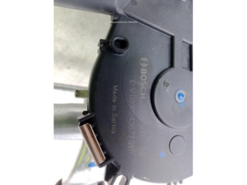 0390243677 MOTOR LIMPIAPARABRISAS DEL OPEL CROSSLAND X (P17)|Desguaces La Cabaña