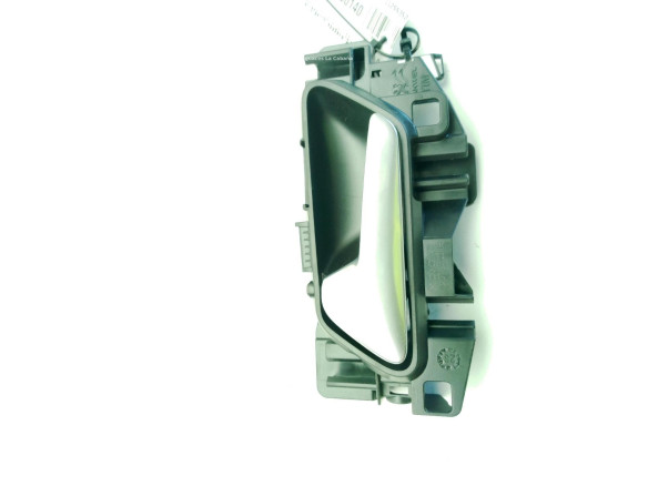 98000001W MANILLA PUERTA LAT DEL IZQ INT OPEL CROSSLAND X (P17)|Desguaces La Cabaña
