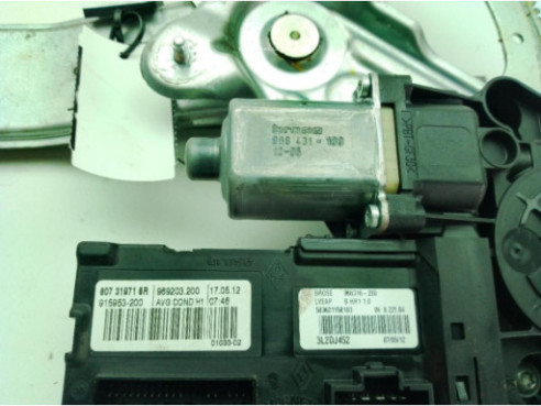 807212569R ELEVALUNAS PUERTA LAT DEL IZQ RENAULT GRAND SCENIC III (JZ0/1_)|Desguaces La Cabaña