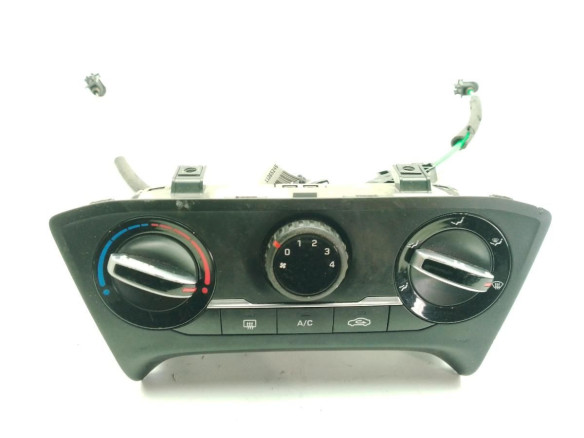 97250C8011 MANDO CLIMA HYUNDAI i20 (GB)|Desguaces La Cabaña