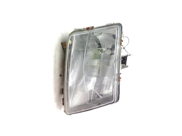 A6388200161 FARO DERECHO MERCEDES BENZ VITO Furgón (638)|Desguaces La Cabaña