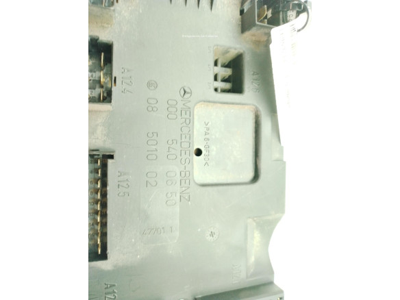 0005400650 CAJA FUSIBLES INTERIOR (BSI) MERCEDES BENZ VITO Furgón (638)|Desguaces La Cabaña