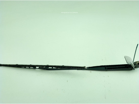 BRAZO LIMPIAPARABRISAS DEL DER NISSAN TERRANO II (R20)|Desguaces La Cabaña