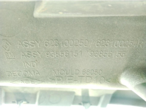 923100250 REJILLA / CALANDRA NISSAN PRIMASTAR Furgón (X83)|Desguaces La Cabaña