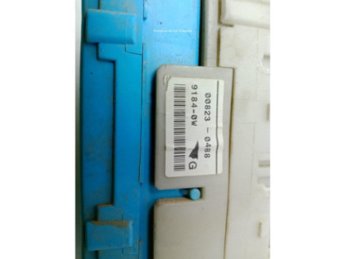 008230488 CAJA FUSIBLES INTERIOR (BSI) MITSUBISHI MONTERO IV (V8_W, V9_W)|Desguaces La Cabaña