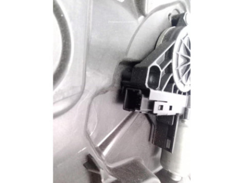 966269103 ELEVALUNAS PUERTA LAT DEL DER VOLVO V40 Fastback (525, 526)|Desguaces La Cabaña