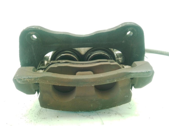 PINZA DEL DER SSANGYONG RODIUS|Desguaces La Cabaña