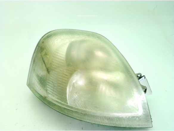 8200163518 FARO DERECHO RENAULT MASTER II Furgón (FD)|Desguaces La Cabaña